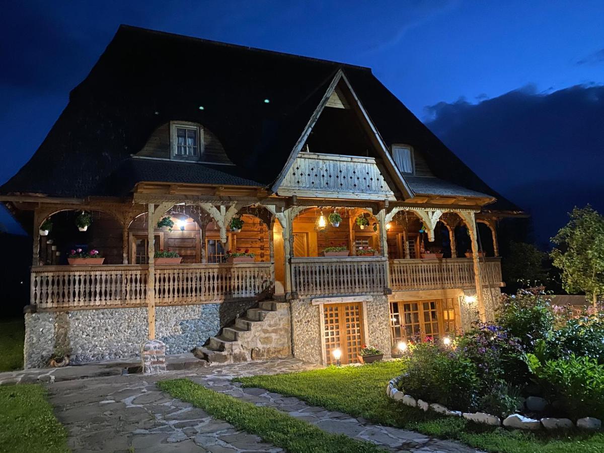 Casa Chira Vişeu de Sus Exterior foto